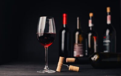 Rodzaje czerwonego wina – przewodnik po odmianach i smakach